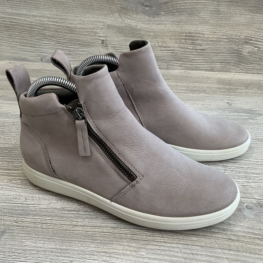 ECCO Soft 7 Tred Grey Nubuck Leather Dual Zip High Top Shoe Women's EU 37-6/6.5